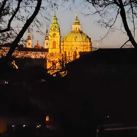 Hanspaulka Garden Apartment Prague